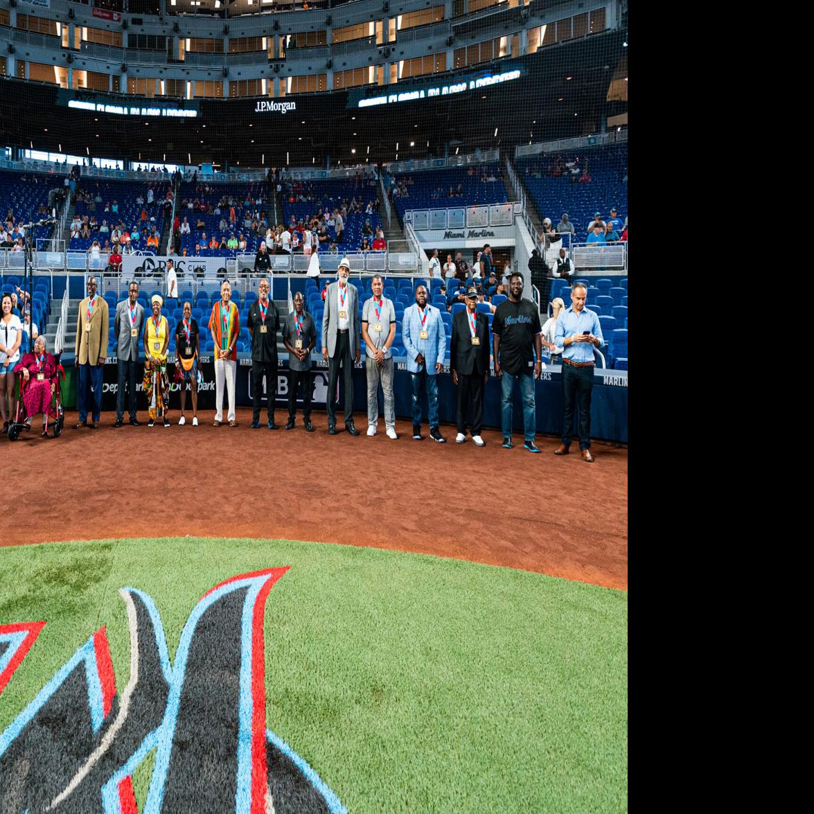 Miami Marlins walk off on Washington Nationals in extras, 2-1 final in  loanDepot park - Federal Baseball