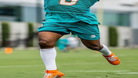 Jalen Ramsey, Miami Dolphins' key acquisition, hurt at camp