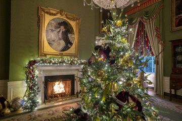 We the People' at heart of White House holiday decorations