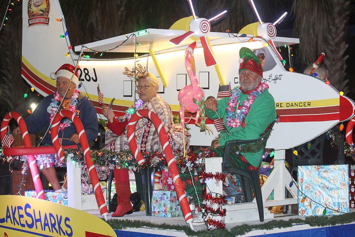 Lake Placid Fl Christmas Parade 2022 Lake Placid 'Celebrates America' In Christmas Parade | Highlands Sun |  Midfloridanewspapers.com