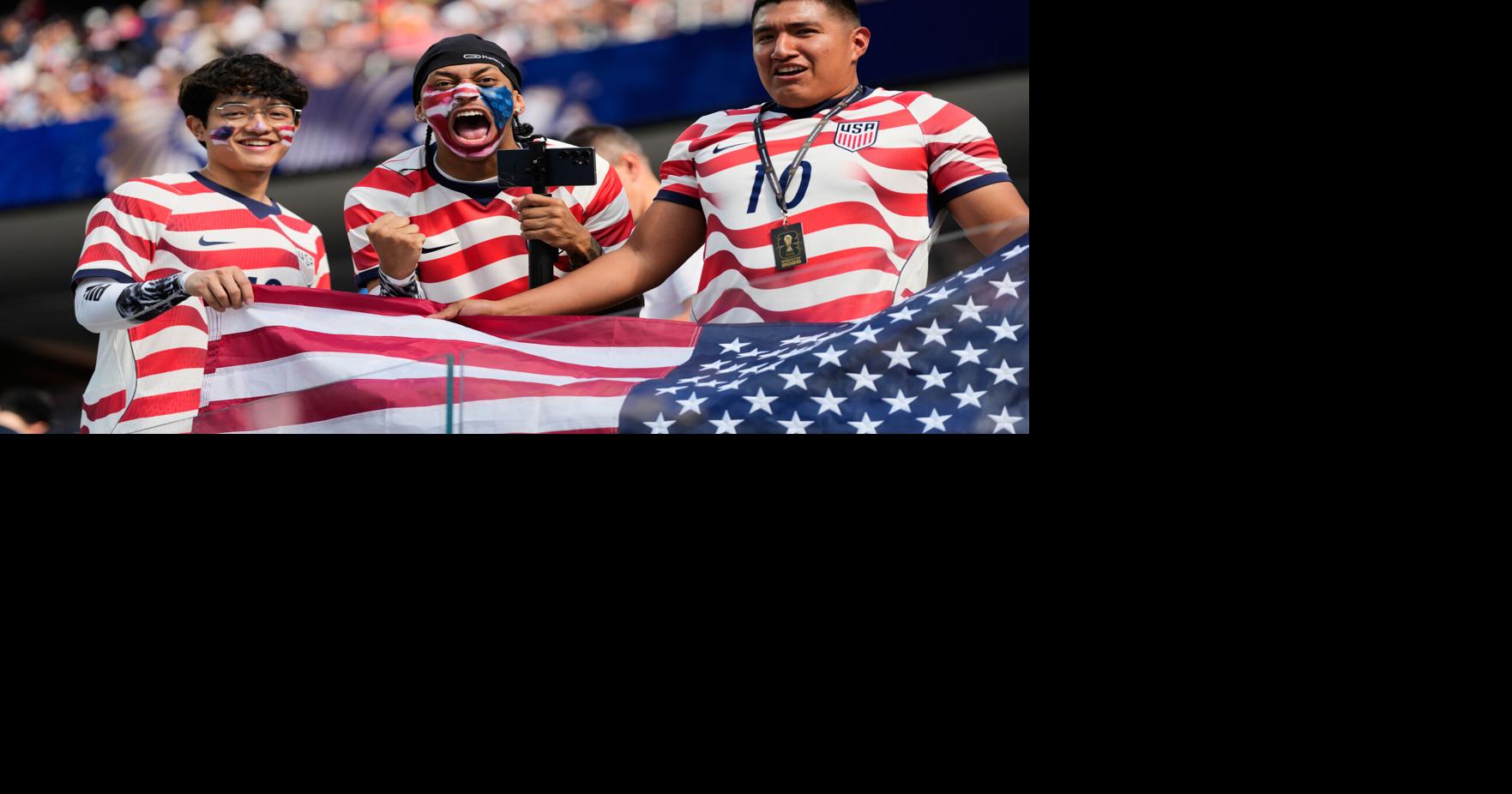 Roaring crowds show up in droves to support the US team