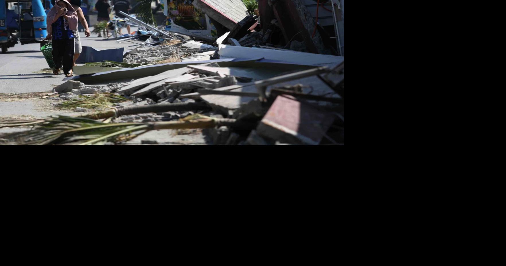 Philippine town seeks immediate airlift of food
