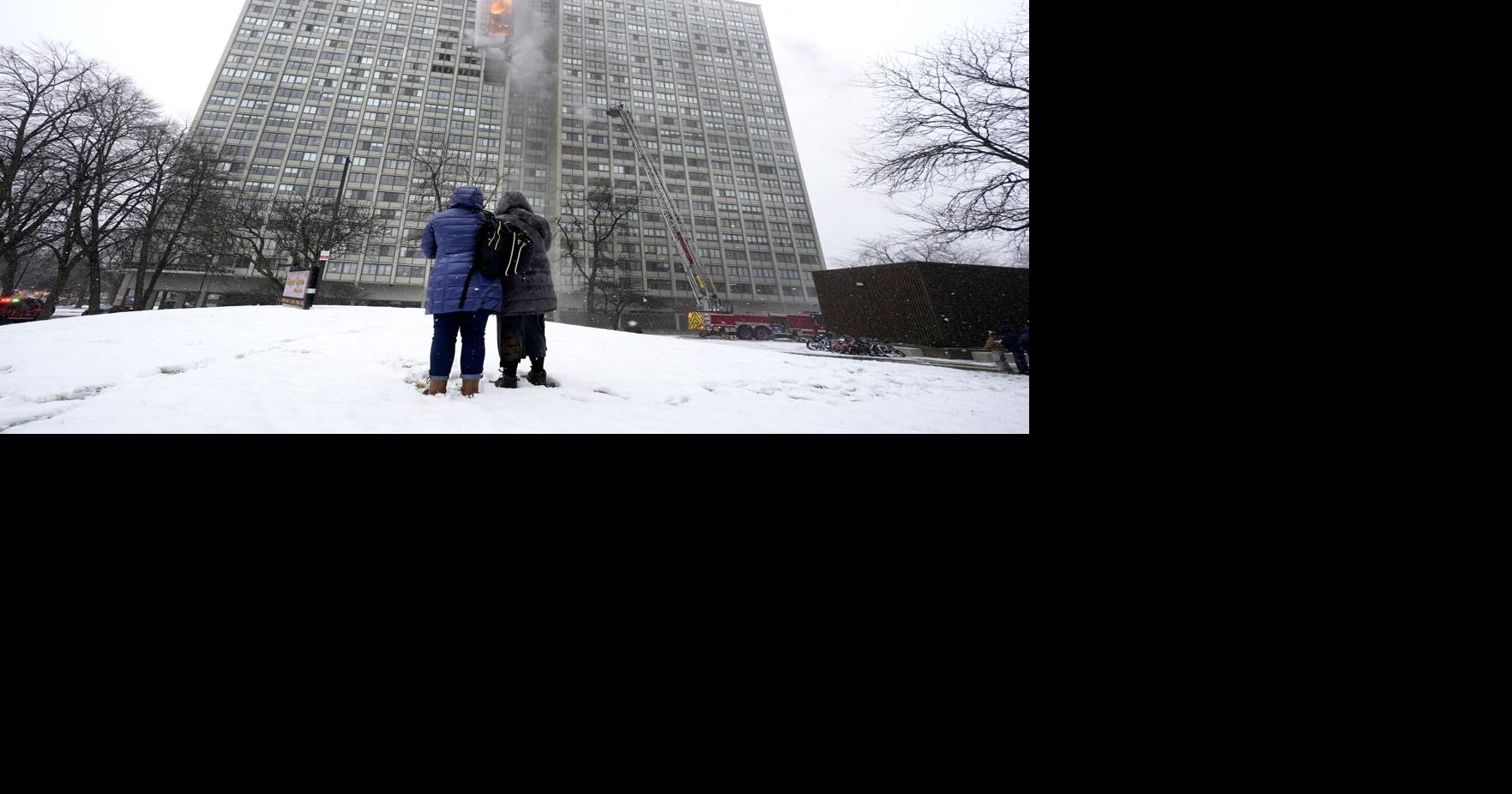 1 dead, 6 taken to hospitals in Chicago high-rise fire ...
