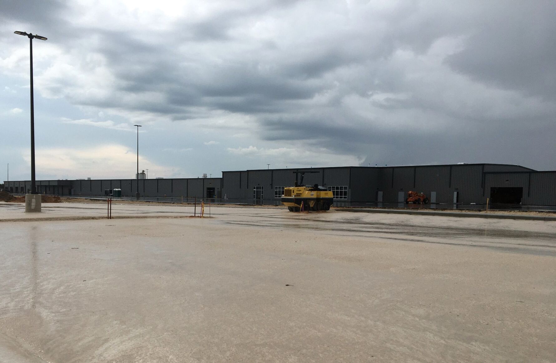 Progress continues on Carvana facility in Haines City Four