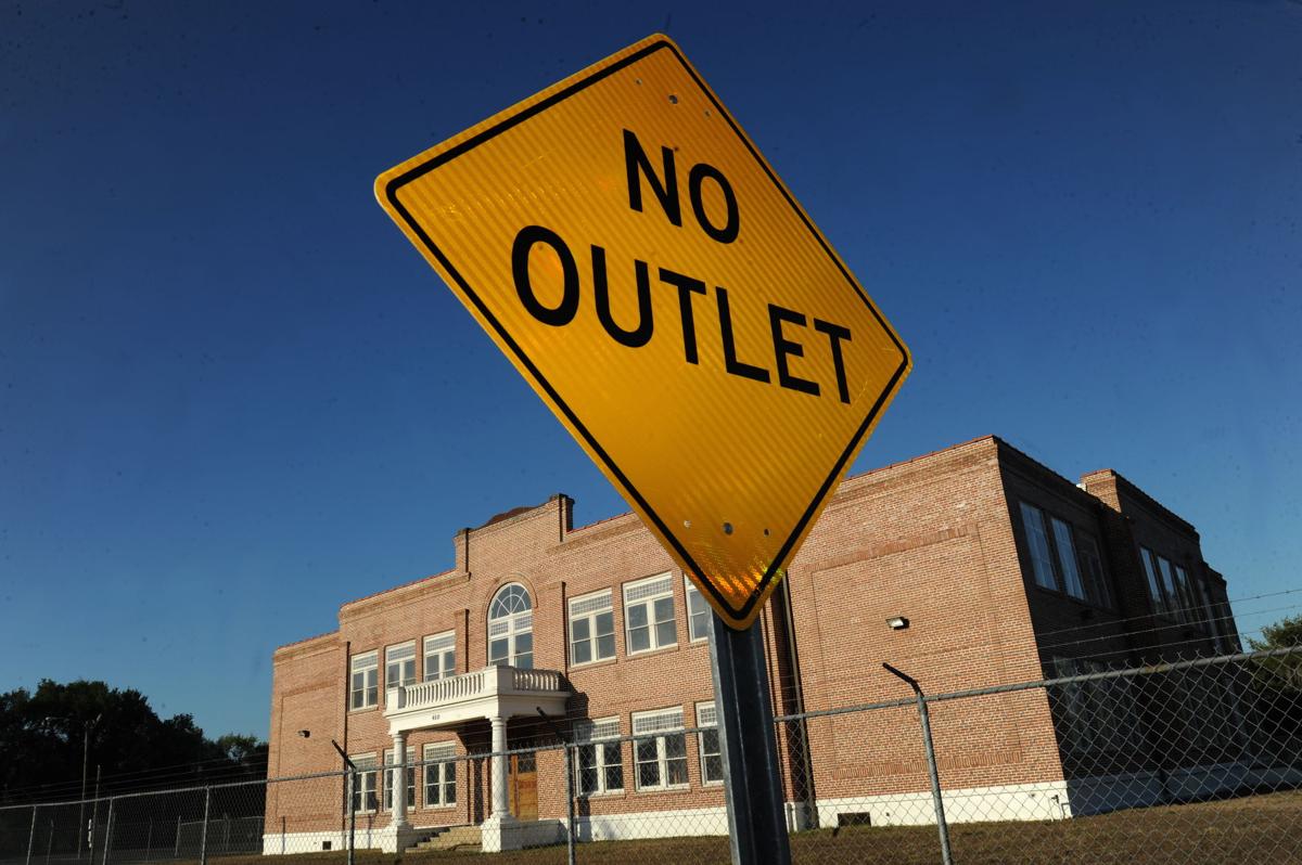 City Lake Wales Charter Schools Agree On Deal For School Building