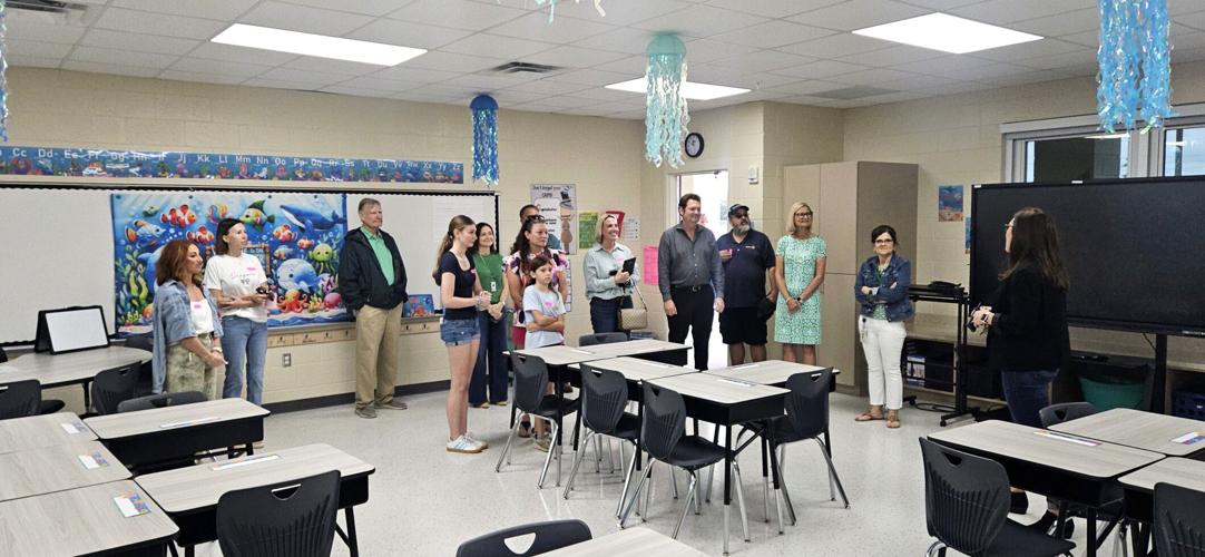 Lake Country Elementary opens new classroom wing News