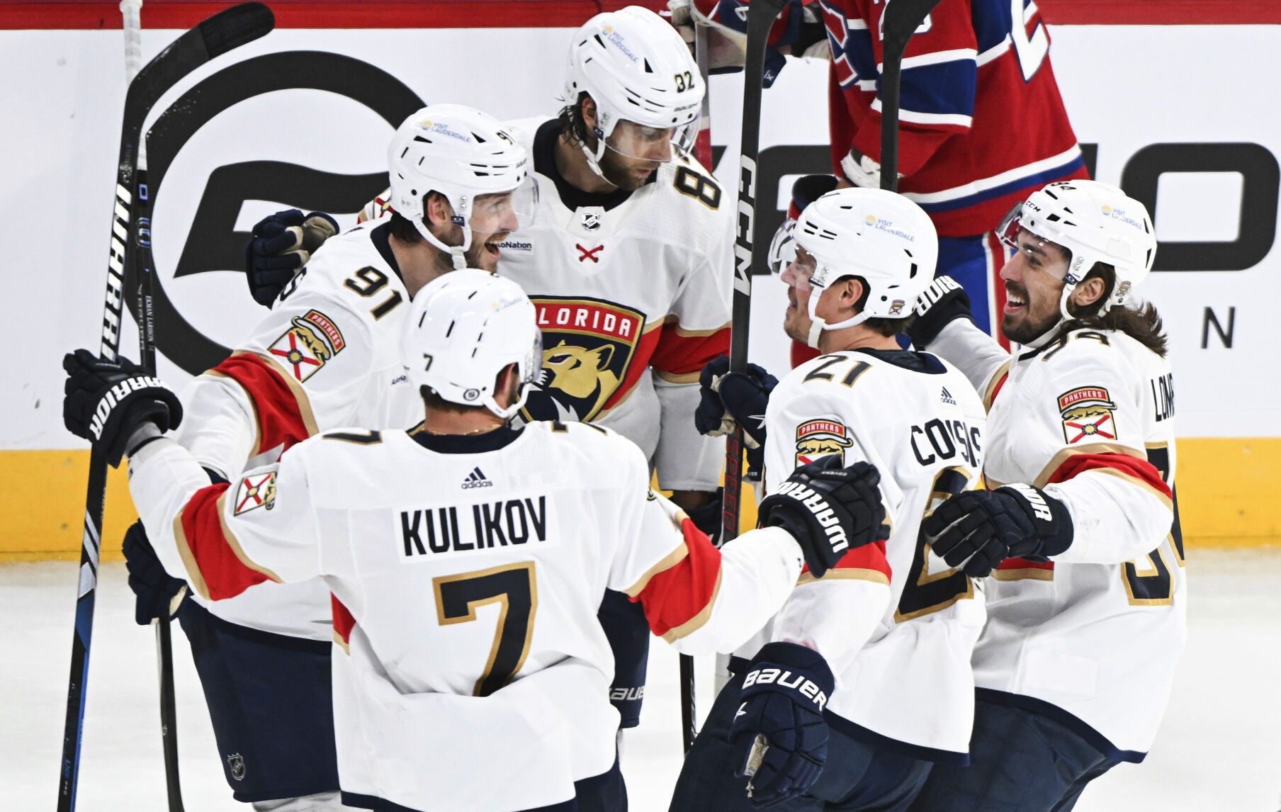 Panthers Close Trip With 5-1 Victory Over Canadiens | National ...