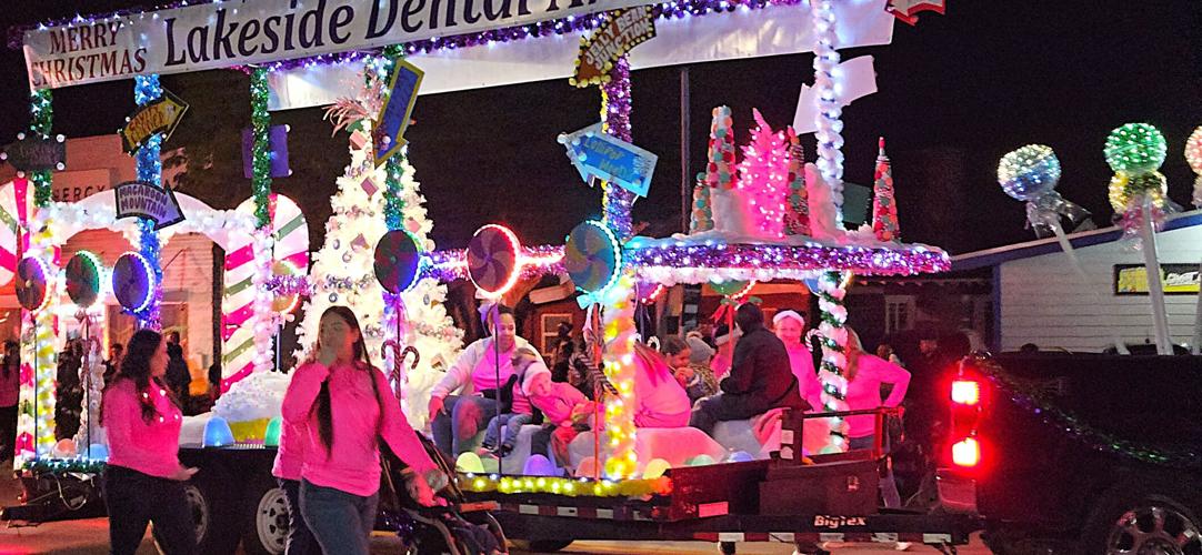 Sebring christmas parade 2025