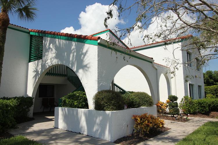 Carefree living at The Bluffs of Sebring Highlands Homes