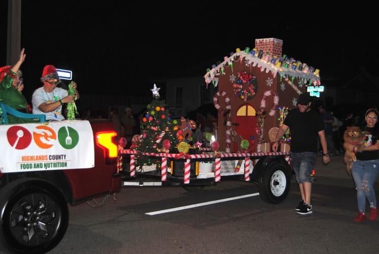 The Grinch invades Avon Park's Christmas parade News