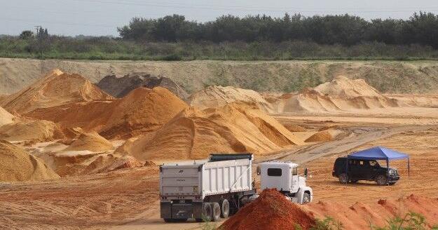 Company seeks Venus sand mine again