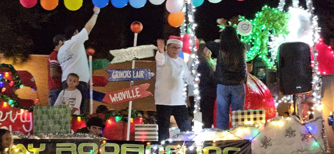 Sebring Christmas Parade marches on way past an hour News