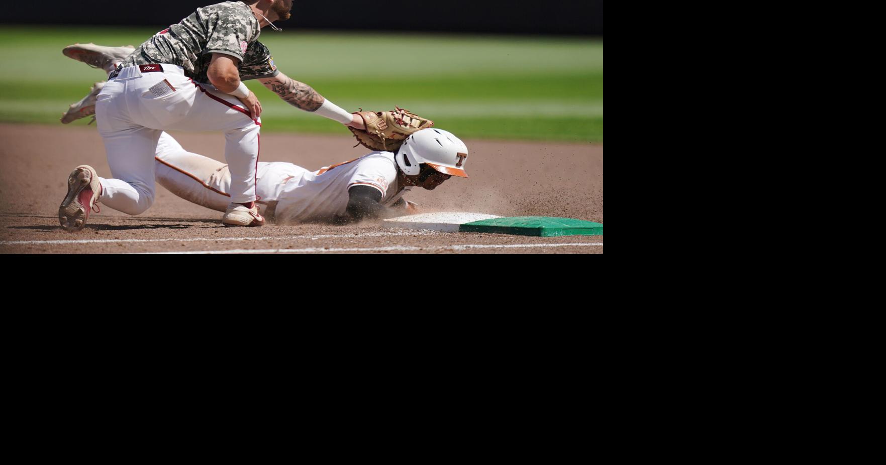 Oklahoma sends Georgia to elimination game at CWS