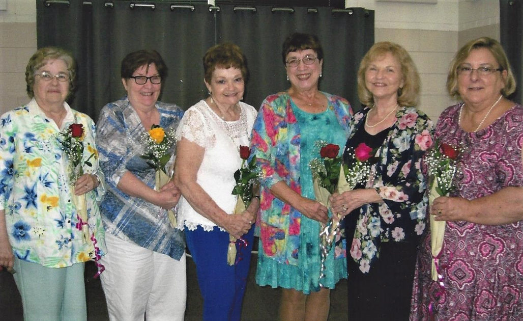 Bouquet Garden Club 7 Decades Strong Readies For Fundraiser