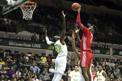 Houston Holds Off Usf 62 58 National Midfloridanewspapers Com