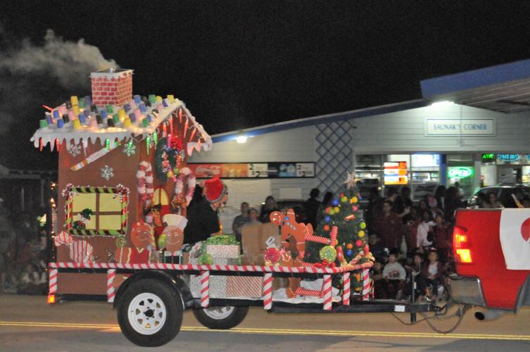 Sebring Christmas Parade offers a jolly good time News