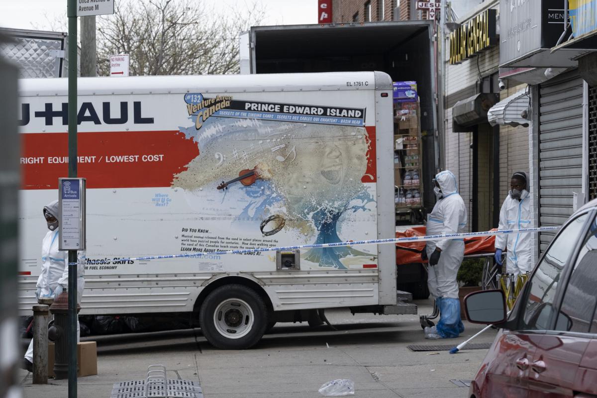 Police Called After Nyc Funeral Home Puts Bodies In Trucks