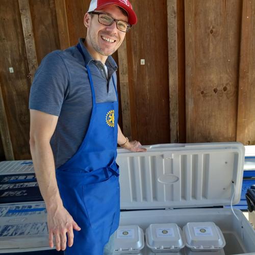 Rotary delivers BBQ meals to county's first responders News