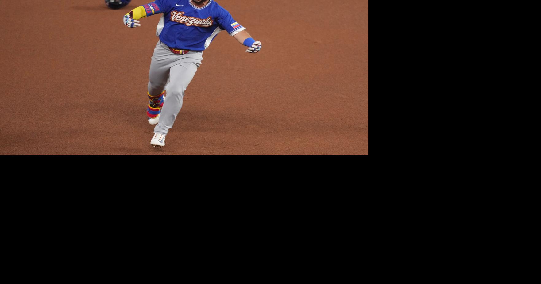 Venezuela tops U.S. for WBC title