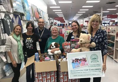 Bealls Outlet Employees Help Families Highlands News Sun Midfloridanewspapers Com