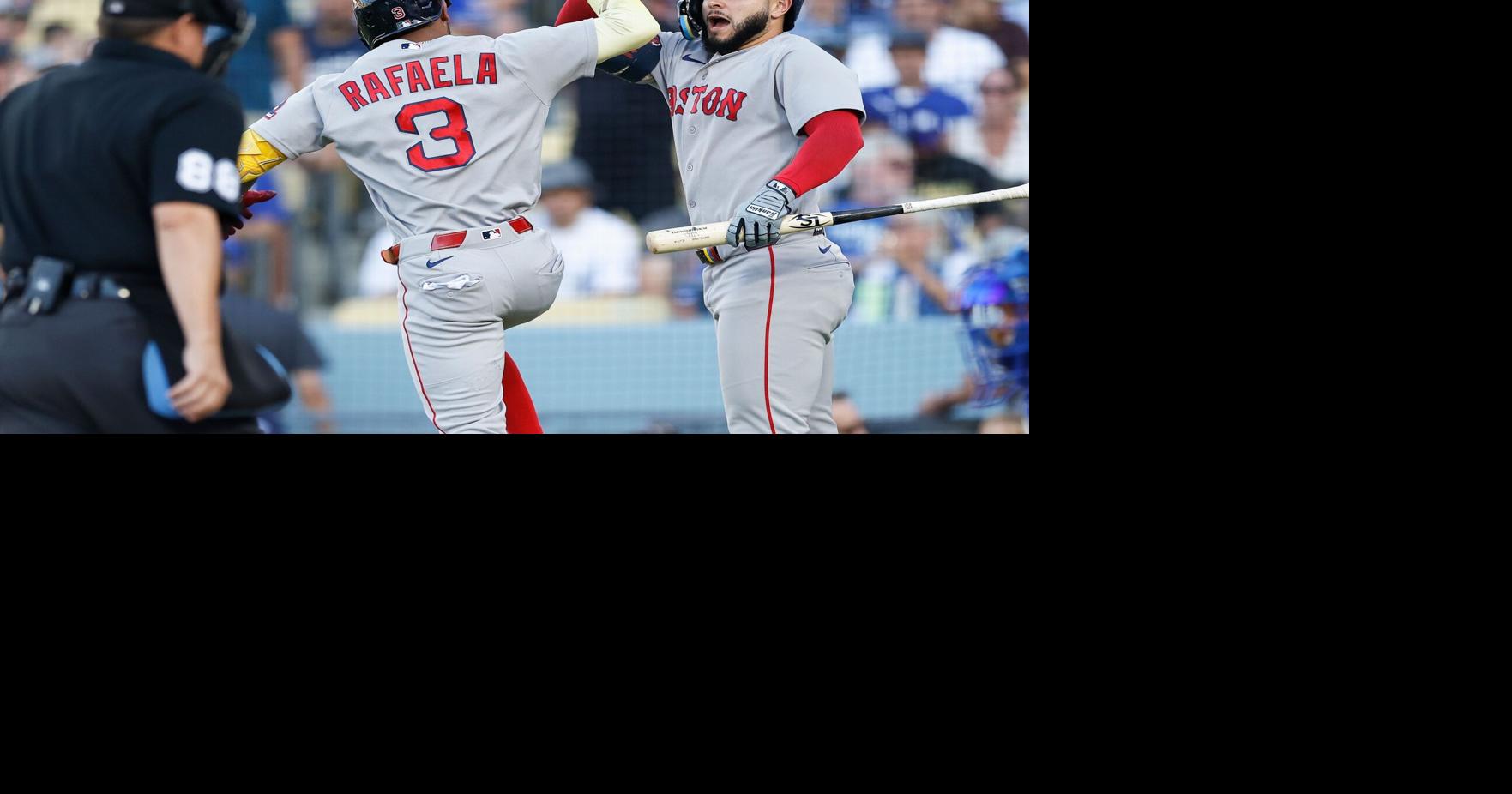 Rafaela hits 2 homers as streaking Red Sox take lead in 8th and edge Yamamoto and Dodgers 3-2