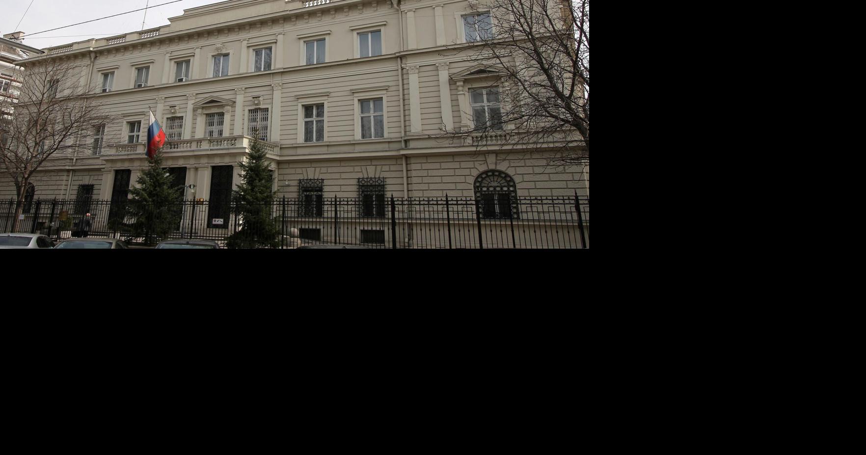 Austria expels 3 Russian Embassy staff over suspected antenna spying in Vienna
