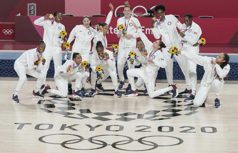 US rolls to women's hoops gold medal in Bird's last Olympics ...