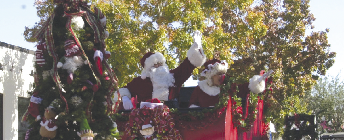 Apopka Christmas Parade Dec 8th 2022 What A Day For A Christmas Parade | Clermont News Leader |  Midfloridanewspapers.com