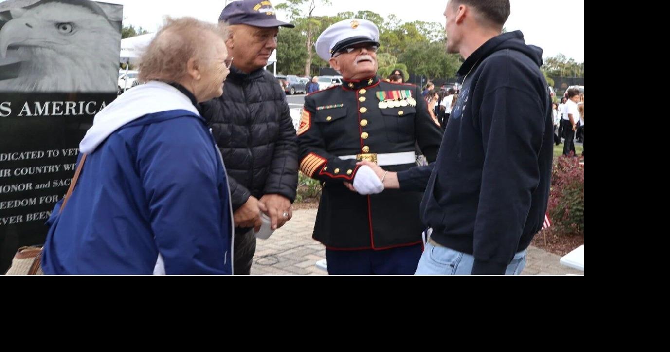 The Sun 'N Lake Improvement District brings the community together in an act of reflection for Veterans Day