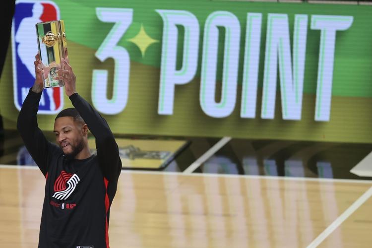 Mac McClung soars to slam dunk title at AllStar Saturday National