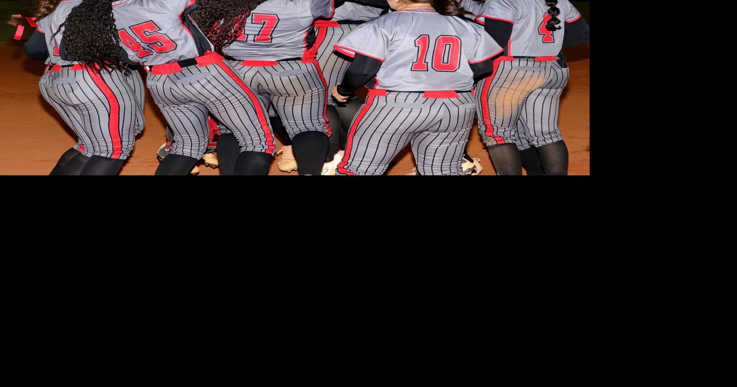 Avon Park softball claims district title