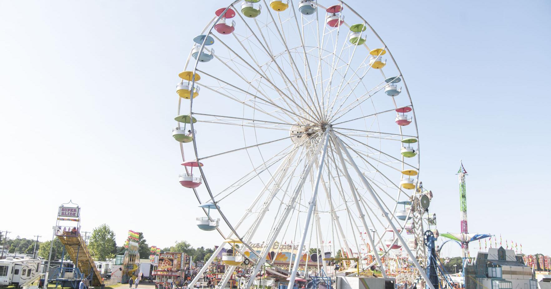 PHOTOS: Pig racing to ferris wheels to maple cotton candy: A day at the Champlain Valley Fair - Vimarsana News