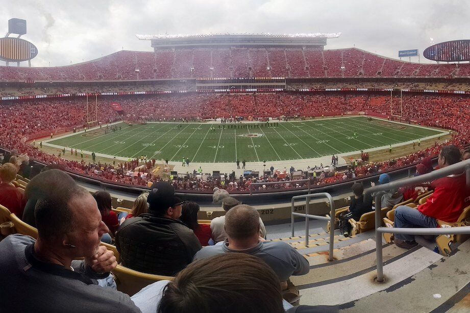 Chiefs to reduce capacity to 22% at Arrowhead; tickets go on sale