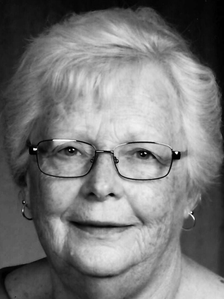 Lorraine M. Eppenberger | Obituaries | Mlstargazette.com