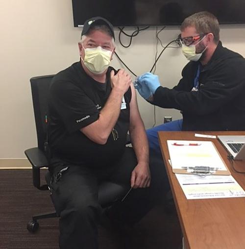 Healthcare workers get COVID vaccine at Essentia Health Moose Lake