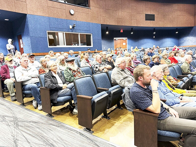 Forum continues without candidate opponents