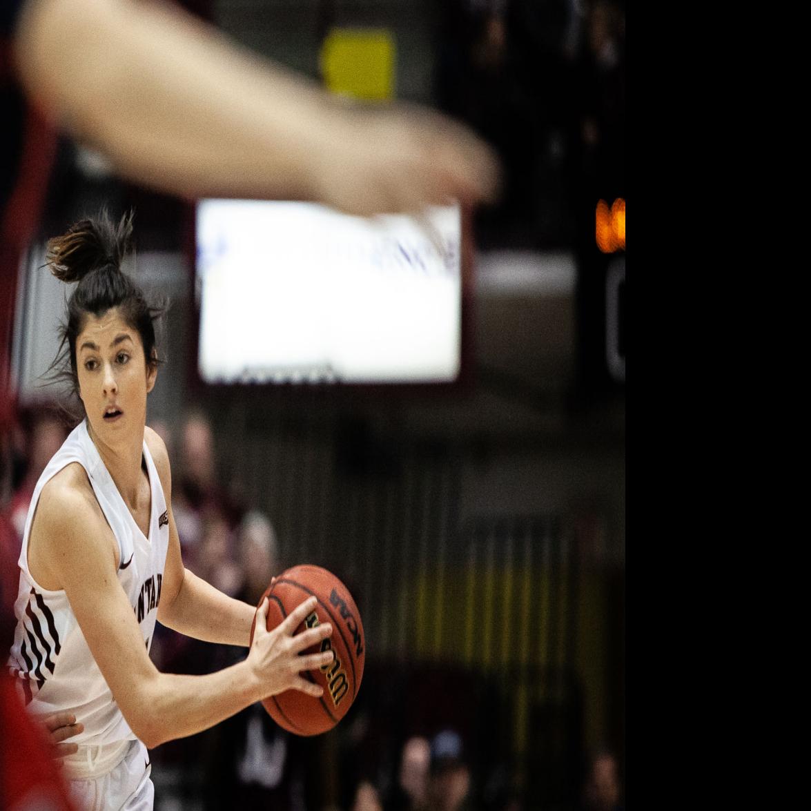 Strong Team Efforts Lead Lady Griz To Top Of Big Sky Conference