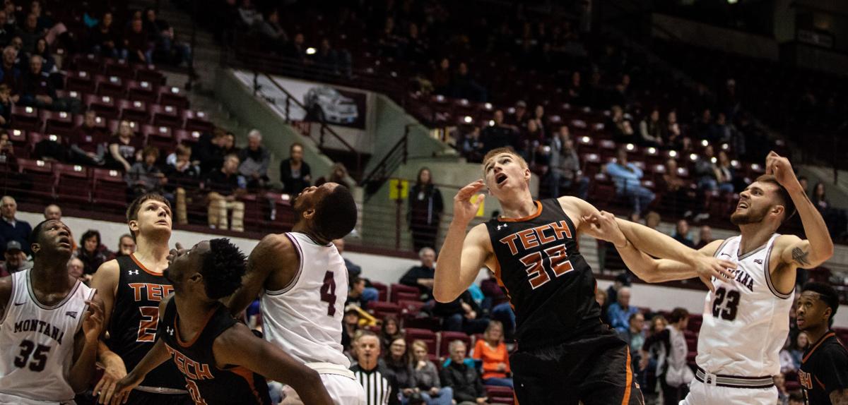 Um Loses In Thrilling Game With Montana Tech Sports