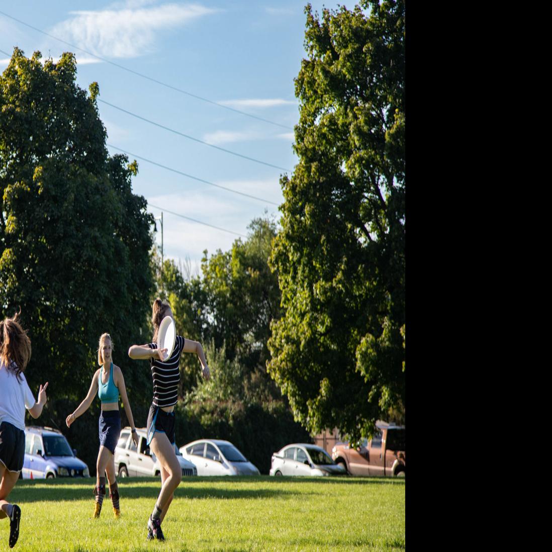 Pillowfight Montana S Award Winning Ultimate Frisbee Team