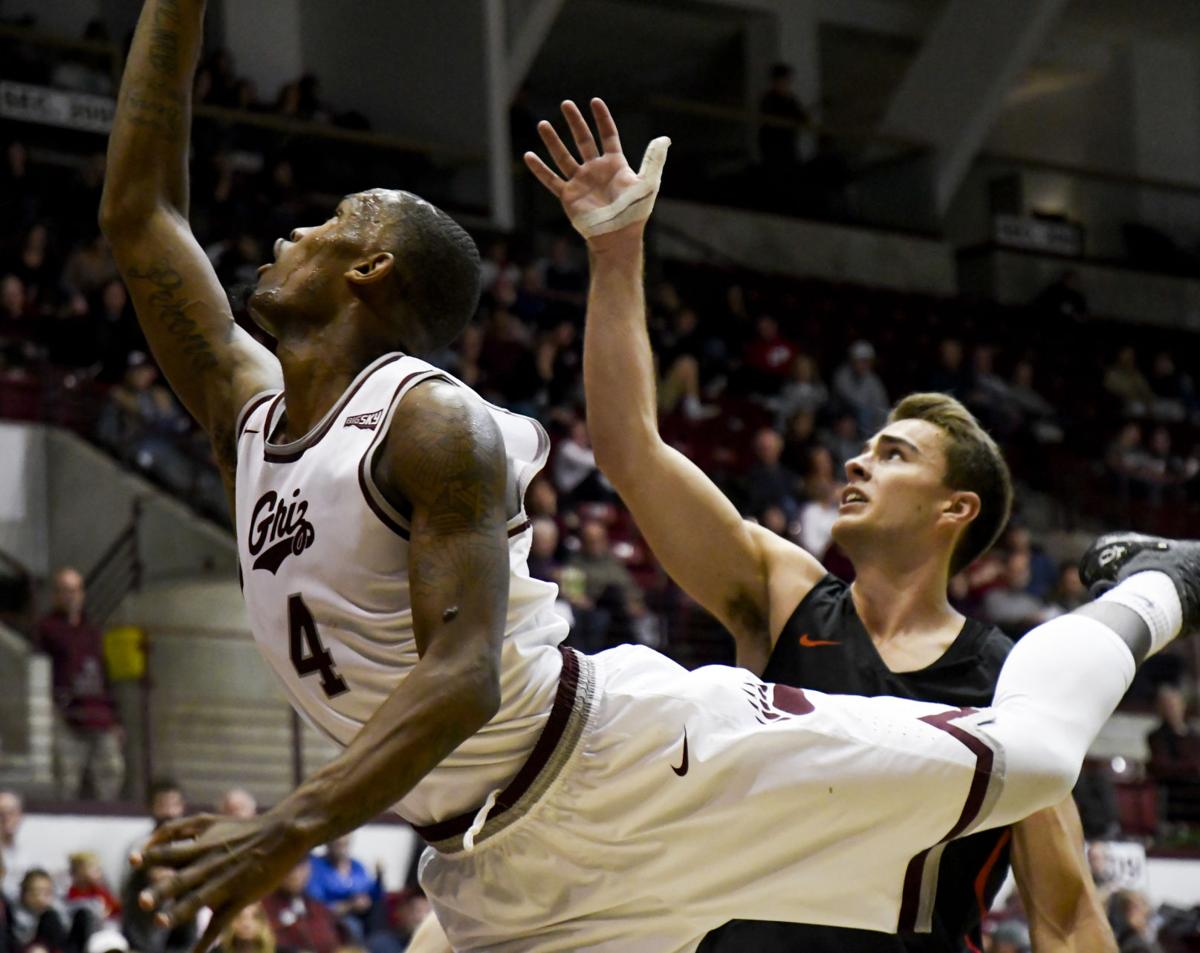 Griz Basketball Flies Past Whitworth 90 58 In Season S First Game
