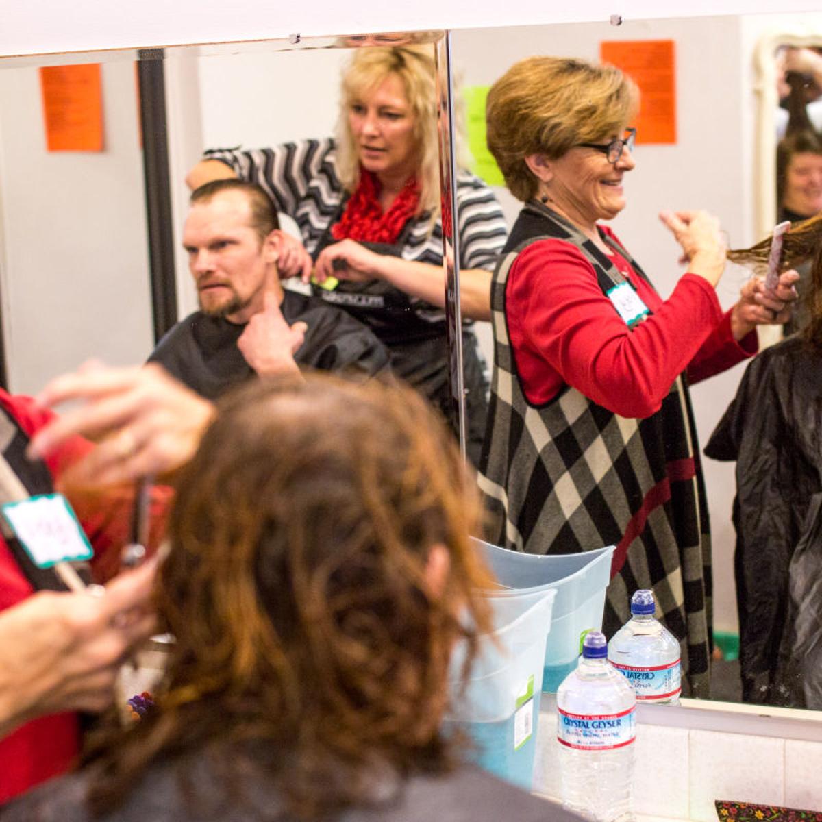 Volunteers Connect With Missoula S Homeless News Montanakaimin Com