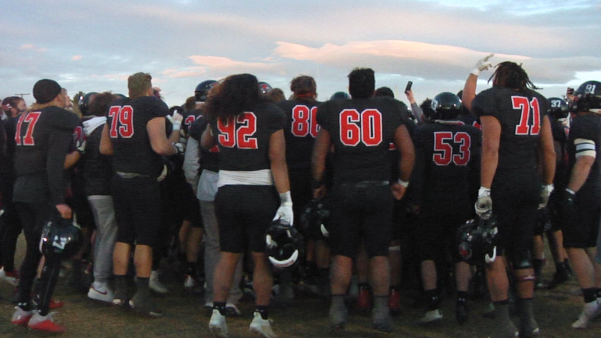 Um Western Survives Rocky Comeback Effort 50 42 Earns Share Of Frontier Conference Title Swx Right Now Montanarightnow Com