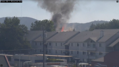 Two firefighters injured fighting large apartment fire in Spokane ...
