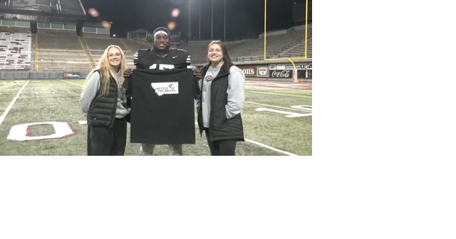 "Battle of the Brawl" t-shirts started as a joke, but quickly became an NIL success for Clifton McDowell - Vimarsana News