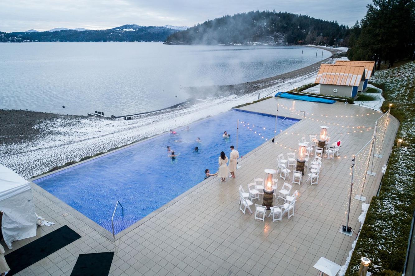 Coeur d'Alene Resort transforms infinity pool into giant hot tub during winter weekends