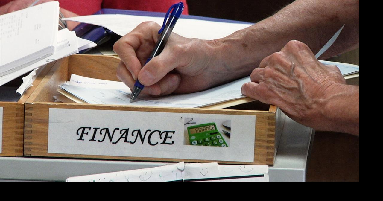 Dillon city employees receive July paychecks after week-long delay amid budgeting issues