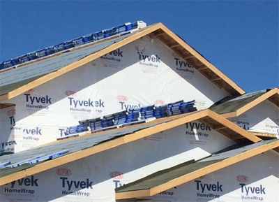 Roofing Contractors Endure This Brutal Heat News Montanarightnow Com