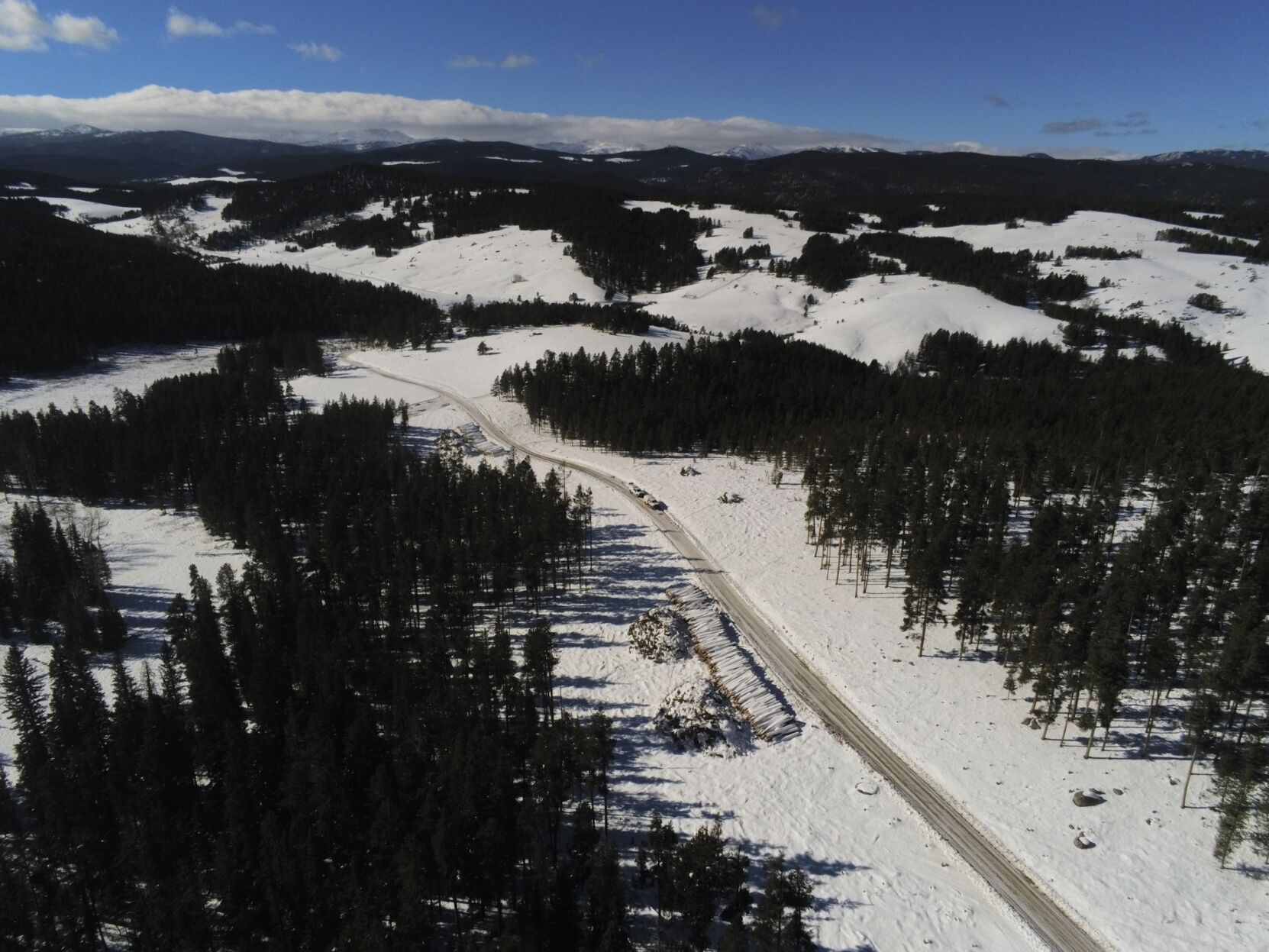 Snowfall Helps Contain Wyoming's Elk Fire To 97% | Fires ...