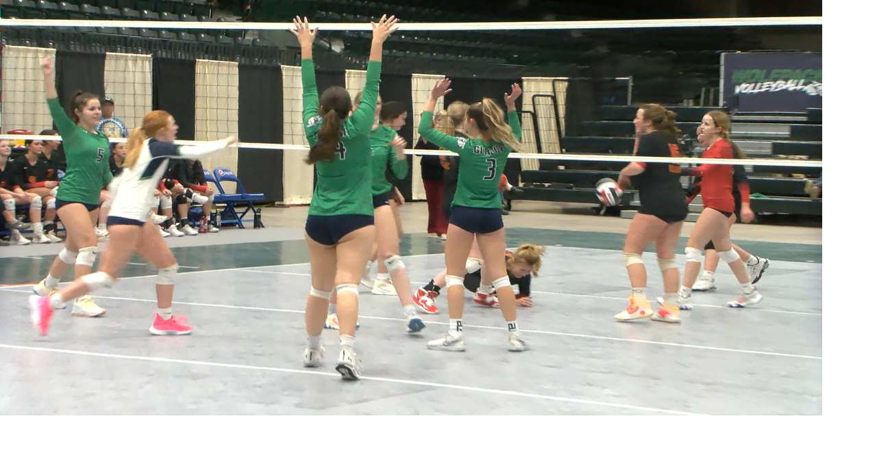 Top seeds sweep in opening round of Western AA divisional tournament