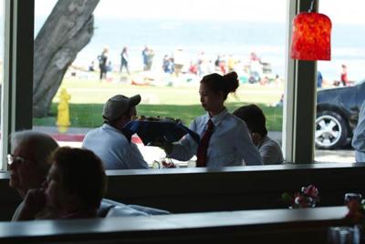 Lattitudes kicks off with rocking fresh seafood.  